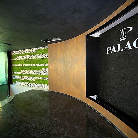Vlorë Hotel Palace מראה חיצוני תמונה