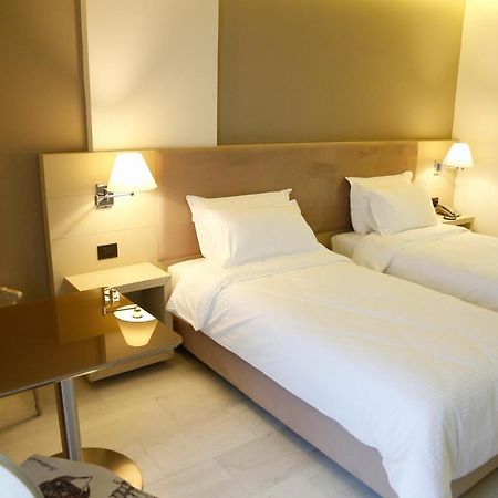 Vlorë Hotel Palace מראה חיצוני תמונה