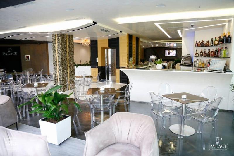 Vlorë Hotel Palace מראה חיצוני תמונה