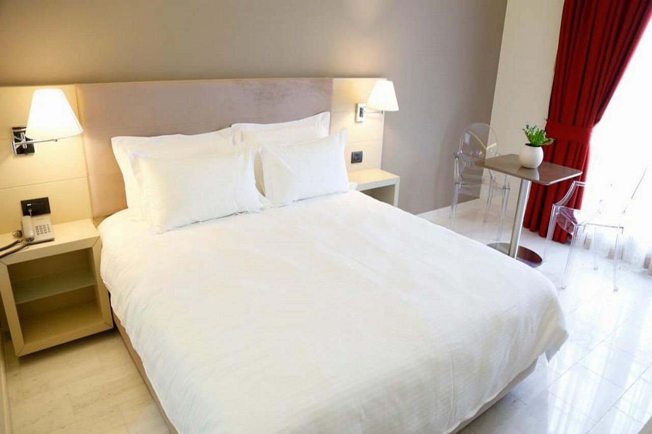 Vlorë Hotel Palace מראה חיצוני תמונה