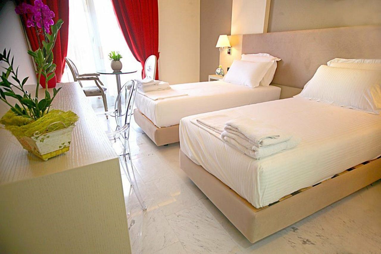 Vlorë Hotel Palace מראה חיצוני תמונה
